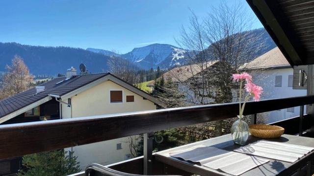 Bergwiese Mit Oberstaufen Plus Karte Exteriér fotografie